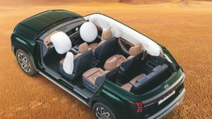 Hyundai: ಶೋರೂಂ ತಲುಪಿದ ನೂತನ ಹ್ಯುಂಡೈ ಫ್ಯಾಮಿಲಿ ಕಾರು.. 14.99 ಲಕ್ಷ, 7-ಸೀಟರ್.. 20 ಕಿ.ಮೀ ಮೈಲೇಜ್!