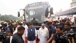 ವಿಮಾನದಂತಹ ಸೌಕರ್ಯ: 20 KSRTC ಬಸ್ಸುಗಳಿಗೆ ಚಾಲನೆ: ಈ ಮಾರ್ಗಗಳಲ್ಲಿ ಕಾರ್ಯಾಚರಣೆ