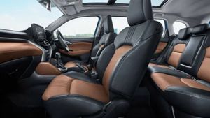 Toyota: 2 ಕುಟುಂಬ ಹೋಗಬಹುದು.. ಬೈಕ್‌ನಂತೆ ಮೈಲೇಜ್‌, ಶೀಘ್ರ ಟೊಯೊಟಾದ ಹೊಸ ಕಾರು ಬಿಡುಗಡೆ!