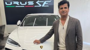 ಬೆಂಗಳೂರಿನಲ್ಲಿ ಮೊಟ್ಟ ಮೊದಲ ಲ್ಯಾಂಬೋರ್ಘಿನಿ ಉರುಸ್ ಡೆಲಿವರಿ ಪಡೆದ ಉದ್ಯಮಿ