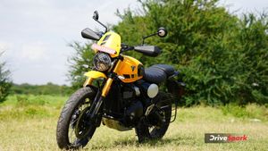 ಜಬರ್ದಸ್ತ್ ಟ್ರಯಂಫ್ ಸ್ಕ್ರಾಂಬ್ಲರ್ 400 ಎಕ್ಸ್‌ಸಿ ಬೈಕ್ ರಿವ್ಯೂ: ಹೇಗಿದೆ ಗೊತ್ತಾ?