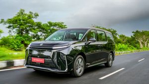 7-ಸೀಟರ್.. ಭೂಲೋಕದ ಅರಮನೆಯಂತಿರುವ ಎಂಜಿ ಎಂ9 ಪ್ರೆಸಿಡೆನ್ಶಿಯಲ್ ಲಿಮೋಸಿನ್ ಎಂಪಿವಿ ರಿವ್ಯೂ: ಹೇಗಿದೆ ಗೋತ್ತಾ?