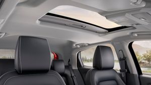 ಸನ್‌ರೂಫ್ ಇಷ್ಟ ಆದರೆ ಬಜೆಟ್ ಇಲ್ಲವೇ? ಆಫ್ಟರ್ ಮಾರ್ಕೆಟ್ ತಂಟೆಗೆ ಮಾತ್ರ ಹೋಗಬೇಡಿ!