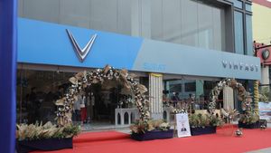 ಹೊಸ ಬ್ರ್ಯಾಂಡ್ ವಿನ್‌ಫಾಸ್ಟ್‌ನಿಂದ ಮೊದಲ ಡೀಲರ್‌ಶಿಪ್‌ ಲೋಕಾರ್ಪಣೆ.. ಶೀಘ್ರ 2 ಕಾರುಗಳು ಬಿಡುಗಡೆ, ಬೆಲೆ ಎಷ್ಟು, ಹೇಗಿವೆ?