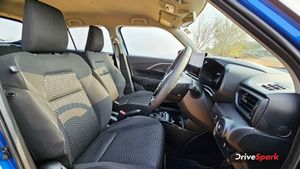 ಬಡವರ ಅಂಬಾರಿ: 33 ಕಿ.ಮೀ ಮೈಲೇಜ್.. 6 ಲಕ್ಷದ ಈ ಕಾರು ಬಿಸಿ ಜಾಮೂನಿನಂತೆ ಸೇಲ್ಸ್!