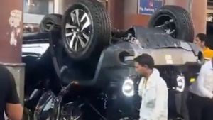 ಡೆಲಿವರಿ ದಿನವೆ ಎಡವಟ್ಟು: ಶೋರೂಂನಿಂದ ಸೀದಾ ಗುಜರಿಗೆ... ಹೊಚ್ಚ ಹೊಸ ಮಹೀಂದ್ರಾ ಥಾರ್!