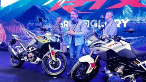 TVS: ಯುವಕರು ಕುಣಿದು ಕುಪ್ಪಳಿಸುವುದು ಪಕ್ಕಾ.. ಟಿವಿಎಸ್ ಅಪಾಚೆ ಆರ್‌ಟಿಎಕ್ಸ್ 300 ಬಿಡುಗಡೆ.. ಬೆಲೆ ಎಷ್ಟು, ಹೇಗಿದೆ?