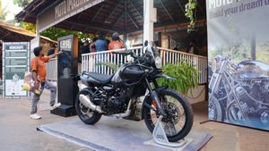 Royal Enfield: ಹೊಸ ರಾಯಲ್ ಎನ್‌ಫೀಲ್ಡ್ ಹಿಮಾಲಯನ್ 450 ಮನಾ ಬ್ಲ್ಯಾಕ್ ಎಡಿಷನ್ ಬೈಕ್ ಬಿಡುಗಡೆ.. ಬೆಲೆ ಎಷ್ಟು?