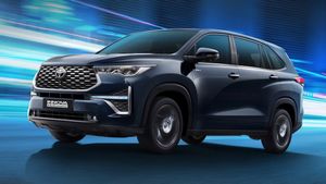 Toyota: 8-ಸೀಟರ್, ಈ ಜನಪ್ರಿಯ ಟೊಯೊಟಾ MPVಗೆ ಫುಲ್ ಡಿಮ್ಯಾಂಡ್.. ಶೋರೂಂ ಎಡತಾಕಿದ ಗ್ರಾಹಕರು!