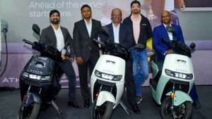 ಬೆಂಗಳೂರು ಬ್ರ್ಯಾಂಡ್‌ನ ಜೋರು.. ಹೆಚ್ಚಾಯ್ತು ಡಿಮ್ಯಾಂಡ್.. 20 ತಿಂಗಳಲ್ಲಿ 2 ಲಕ್ಷ ಇ-ಸ್ಕೂಟರ್‌ಗಳು ಮಾರಾಟ!
