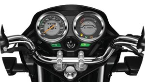 ಬಡವರ ಬೈಕ್‌ಯಿದು: ಫುಲ್ ಟ್ಯಾಂಕ್‌ ಮಾಡಿಸಿದ್ರೆ 700 Km ಮೈಲೇಜ್, ಹೊಸ Hero Splendor ಬರೀ ರೂ.73,946ಕ್ಕೆ ಸಿಗುತ್ತೆ!