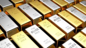 Gold Price Jan 13: Gold jumps ₹3,800 per 100g, silver surges ₹5,000 per kg