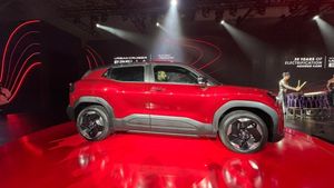 ಹೊಸ ಟೊಯೊಟಾ ಅರ್ಬನ್ ಕ್ರೂಸರ್ ಎಬೆಲ್ಲಾ vs ಟಾಟಾ ನೆಕ್ಸಾನ್ ಇವಿ: ಯಾವುದು ಬೆಸ್ಟ್.. ನೀವೇ ಹೇಳಿ?