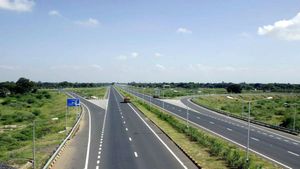Tumakuru NH 206 Road Widening Launched, 12 km Stretch to Be Developed as Four Lanes