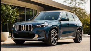 ಭಾರತಕ್ಕೆ ಎಂಟ್ರಿ ಕೊಟ್ಟ ಹೊಸ BMW X1 LWB: ಐಷಾರಾಮಿ ಫೀಚರ್ಸ್ ನೋಡಿ ಫಿದಾ!