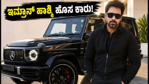 ಇಮ್ರಾನ್ ಹಾಶ್ಮಿ ಮನೆಗೆ ಬಂದ ಹೊಸ ಮರ್ಸಿಡಿಸ್-ಎಎಮ್‌ಜಿ ಜಿ 63: ಇದರ ಆನ್-ರೋಡ್ ಬೆಲೆ ಕೇಳಿದ್ರೆ ಶಾಕ್ ಆಗ್ತೀರಾ!