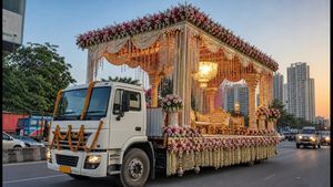 ಟ್ರಕ್ ಮೇಲೆ ಮದುವೆ ಮಂಟಪ! ಗುರುಗ್ರಾಮದ ಈ ವೈರಲ್ ವಿಡಿಯೋ ಹಿಂದಿನ ಕಾನೂನು ಸಂಕಷ್ಟಗಳೇನು?