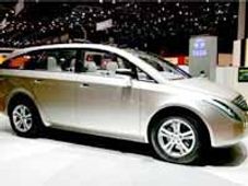 గట్టి పోటీకి సిద్ధమవుతోన్న టాటా మోటార్స్