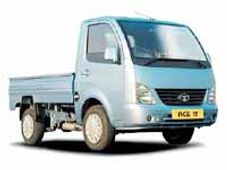 టాటా, మహీంద్రాల మధ్య ప్రత్యక్ష యుద్ధం..!!