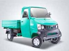 హైదరాబాదులో మహీంద్రా జియో హల్ చల్..!!