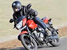 75 రోజుల్లో 50 వేల అమ్మకాలతో రికార్డు సృష్టించిన బజాజ్ పల్సర్..!!