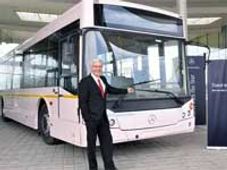 రూ 1 తో మెర్సిడెస్ బెంజ్ లో ప్రయాణించండి......!