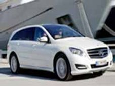 నవంబర్ లో విడుదలకు సిధ్దం అవుతున్న మెర్సిడెస్ బెంజ్ ఆర్-క్లాస్..!