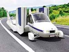 ముప్పై సెకన్లలో విమానంగా మారిపోయే 'ఫ్లయింగ్ కార్'..!!