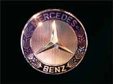 పన్నెండేళ్లుగా న్యాయపోరాటం చేస్తున్న మెర్సిడెస్‌కు క్లీన్‌చిట్