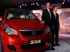 ఎస్ఎక్స్4లో డీజిల్ వేరియంట్‌ను ఆవిష్కరించిన మారుతి