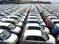 బడ్జెట్ 2011 - ప్రస్తుతానికి కార్ల ధరలు పెరగనట్లే..!