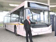 నీతా ట్రావెల్స్ నుంచి మెర్సిడెస్ బెంజ్‌కు భారీ ఆర్డర్