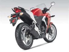 భారత్‌లో 30,000 సిబిఆర్-250ఆర్ బైక్‌ల విక్రయ లక్ష్యం: హోండా