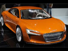 మెల్‌బోర్న్ ఆటో షోలో మెరిసిన ఆడి ఈ-ట్రాన్ కాన్సెప్ట్ కారు