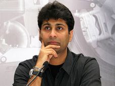 మహా సర్కారుపై మండిపడిన బజాజ్ ఆటో ఎండి