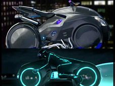 రా.వన్ సినిమాలో షారుఖ్ రైడ్ చేసింది పల్సర్ 220 బైకా..?