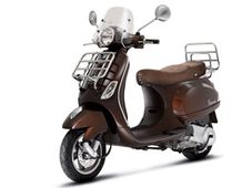 పియాగ్గియో నుంచి వెస్పా స్కూటర్, ప్రీమియం బైక్స్