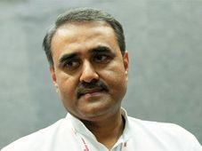 ఆటో అమ్మకాలలో తగ్గుదల తాత్కాలికమే: ప్రఫుల్ పటేల్