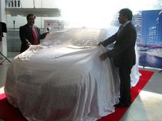 బెంగుళూరు మార్కెట్లోకి నిస్సాన్ సన్నీ సెడాన్‌ విడుదల