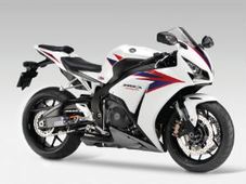 సరికొత్త ఫీచర్లతో 2012 హోండా సిబిఆర్ 1000ఆర్ఆర్!