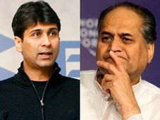 రాజీవ్ బజాజ్‌కు 5.6 లక్షల షేర్లను అమ్మిన రాహుల్ బజాజ్