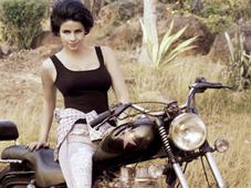 ఆడి కార్ ఓనర్ల జాబితాలో తాజా తార 'గుల్ పనాగ్'