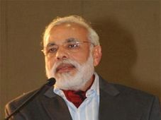 మారుతి గుజరాత్ రాకను స్వాగతించిన నరేంద్ర మోడి