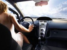 ఐదు లక్షలకు పైగా కార్లను రీకాల్ చేసిన టొయోటా