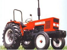 హెచ్‌ఎమ్‌టీ ట్రాక్ట్రర్స్ పునరుద్ధరణకు రూ.200కోట్ల ప్యాకేజి..!