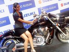 సుజుకి ఇంట్రూడర్ ఎమ్800: జస్ట్ రూ.8.8 లక్షలు మాత్రమే..