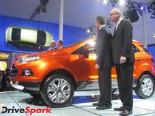 ఢిల్లీ ఆటో ఎక్స్‌పో: ఫోర్డ్ ఎకోస్పోర్ట్ ఎస్‌యూవీ ఆవిష్కరణ