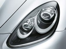 పోర్షే కెయిన్నే ఎస్‌యూవీ హెడ్‌లైట్స్ సమస్య: రీకాల్