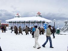 కారులో షిమ్లాలోకి ప్రవేశిస్తే రూ.200 అదనపు పన్ను!