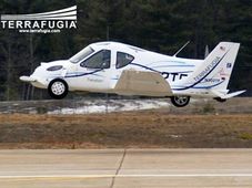 న్యూయార్క్ ఆటో షో 2012లో ఫ్లయింగ్ కార్ ఆవిష్కరణ